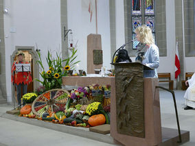 Familiengottesdienst zum Erntedankfest (Foto: Karl-Franz Thiede)